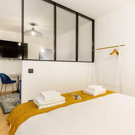 Cmg - Arc De Triomphe Champs Elysees Apartment Paris